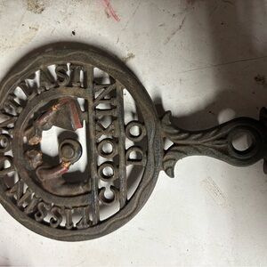 Wilton Cast Iron Wall Decor Trivet in Aged Vintage
